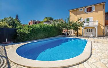 Ferienhaus für 10 Personen in Krk Stadt, Krk, Bild 2