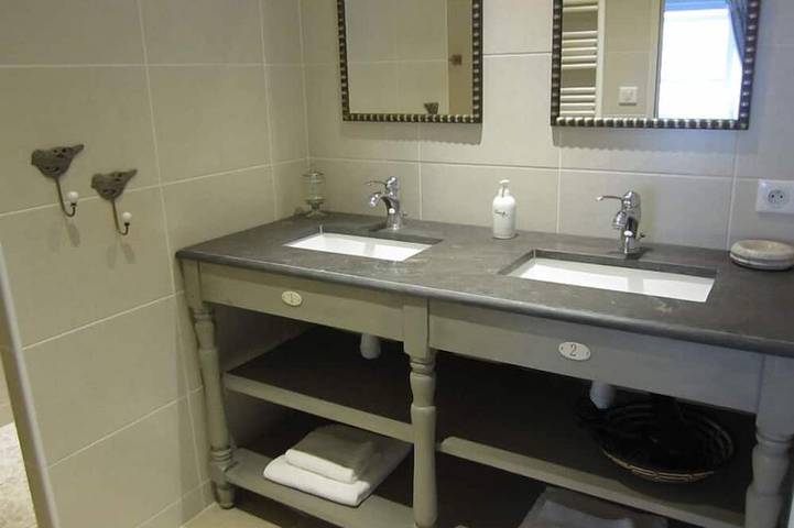 Gîte pour 4 personnes, avec jardin et piscine à Saint-André-de-Roquepertuis - 3