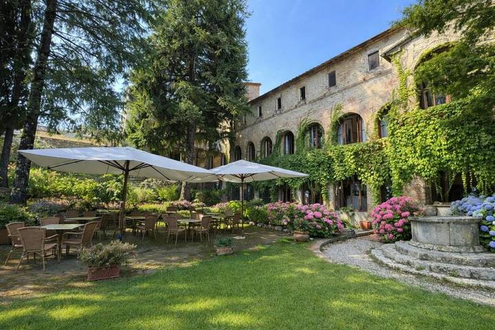 Hotel für 3 Personen, mit Terrasse und Garten - 1