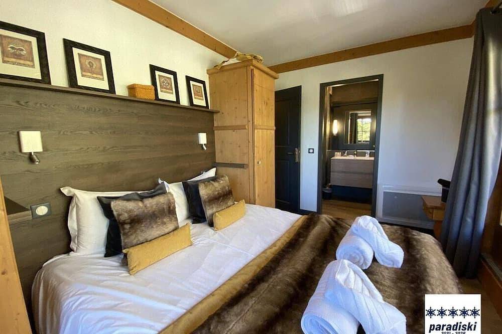 Geheel appartement, Stylish ski-in ski-out 3 bed apartment, sleeps 6 in Arc 1950 in Arc 1950, Bourg-Saint-Maurice