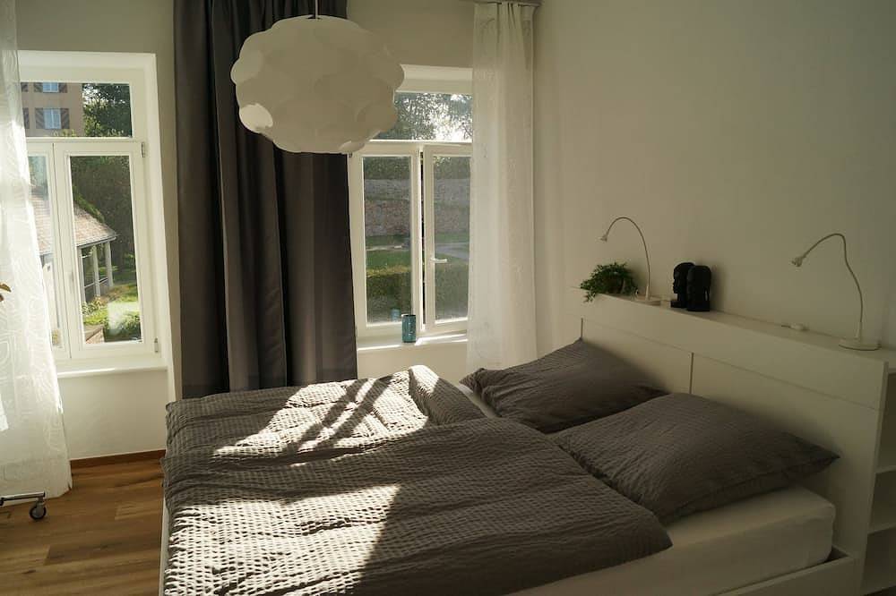 Ganze Wohnung, Ruhiges Loft Style Apartment 5* in Altstadt mit 42m Terrasse in Villingen-Schwenningen, Mittlerer Schwarzwald