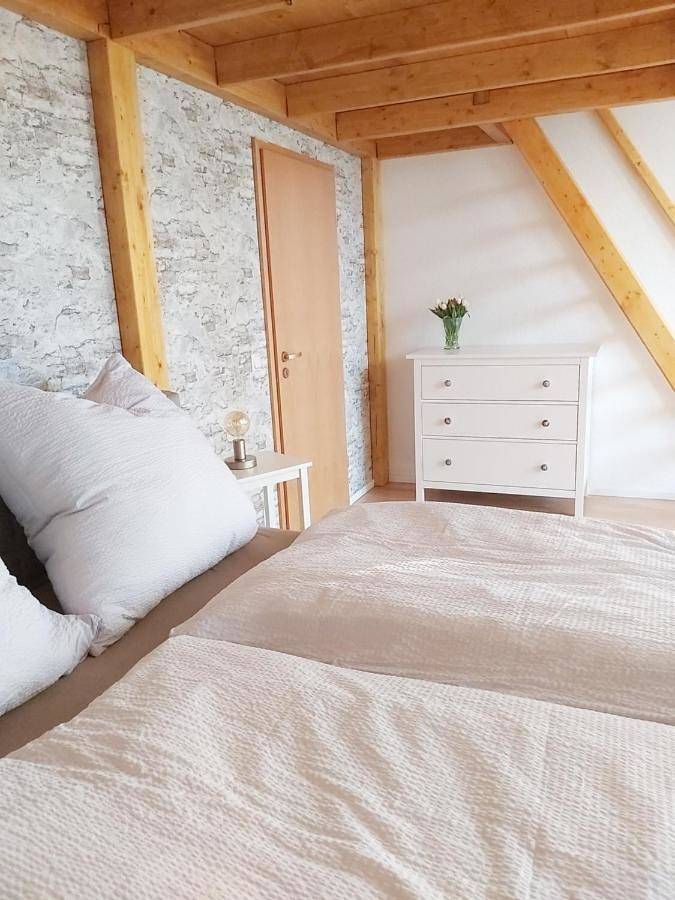 Ferienwohnung für 7 Personen, mit Terrasse und Ausblick in Frechen - 4