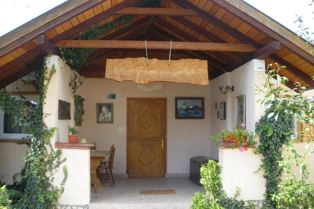 Ganze Wohnung, 2-Zimmer-Ferienwohnung mit Terrasse Bilje, Slavonija A-25232-a in Bilje, Osijek-Baranja