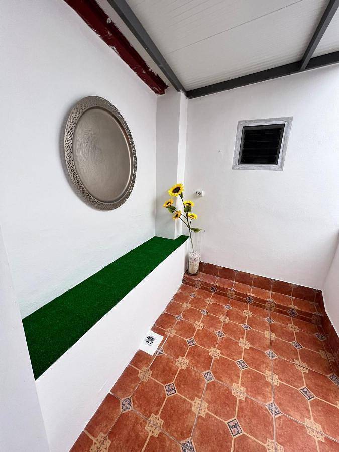 Gîte pour 2 personnes, avec terrasse dans Playa de San Juan - 2