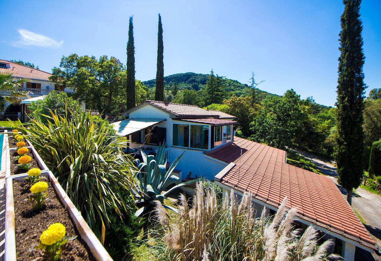 Villa in the middle of the park in Campiglia Marittima, Etruscan Coast