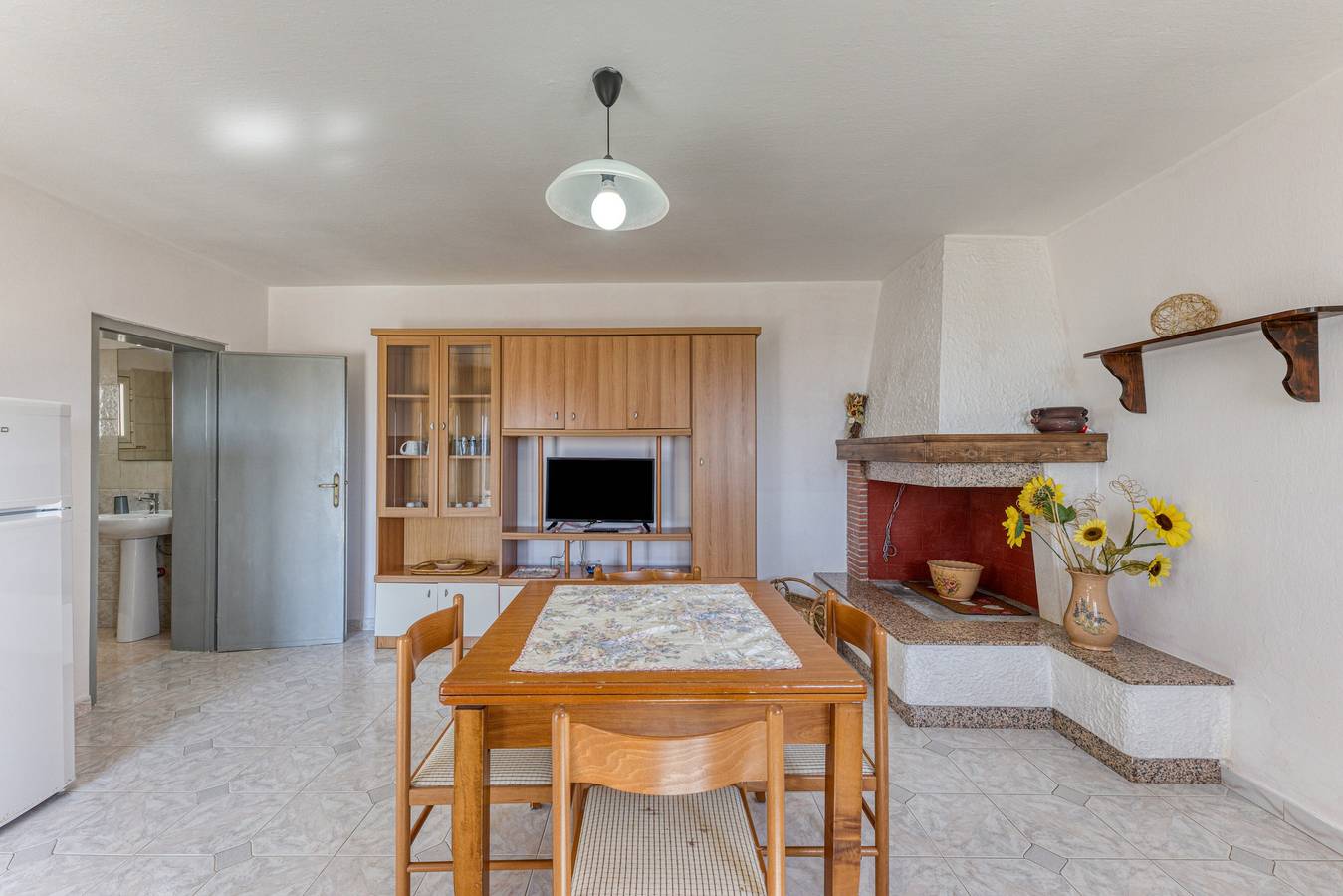Appartement entier, Appartement 'Villino Scapucci' avec vue sur mer, terrasse privée et climatisation in Leuca, Castrignano del Capo