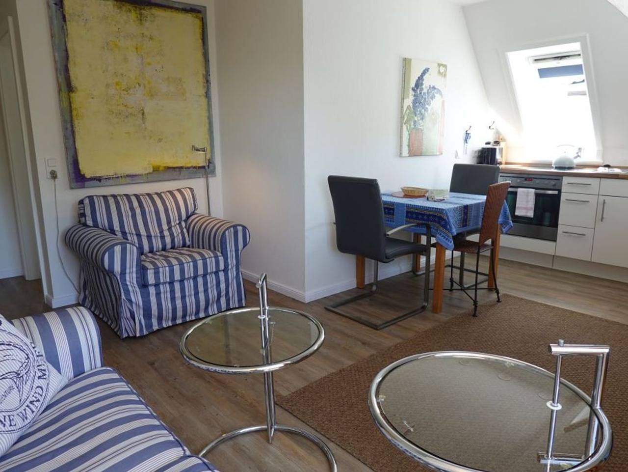 Ganze Ferienwohnung, Ferienwohnung Paluch - Lichtdurchflutete Wohnung in der 1. Etage eines charmanten Zwei-Familienhauses! in Wyk auf Föhr (Stadt), Wyk auf Föhr