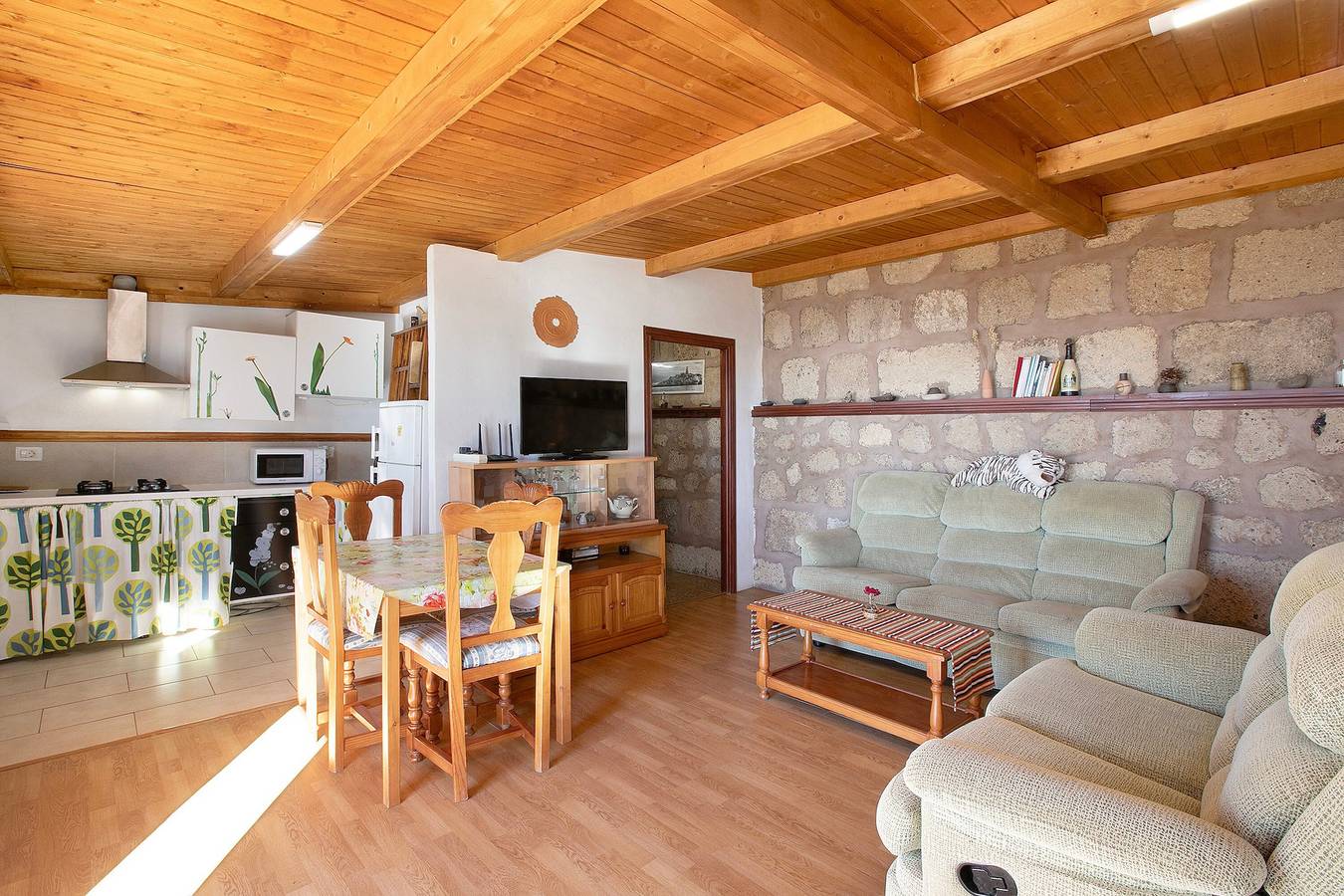 Vakantiehuis "El Cazador 2" met zeezicht, gedeeld zwembad en wifi, foto 9