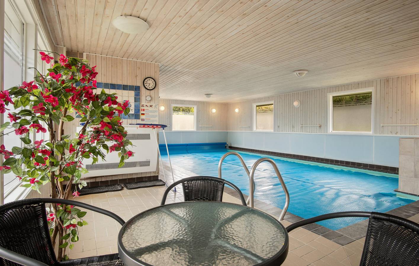 Feriehus for 12 personer med pool in Bønnerup Strand, Glesborg