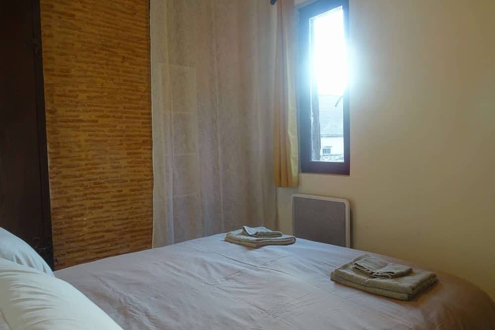 Appartement entier, Appartement de charme \"Cyrano\" 2 chambres- Habitation Saint-Clar Centre Historique - Wifi / Netflix in Bergerac, Périgord Pourpre