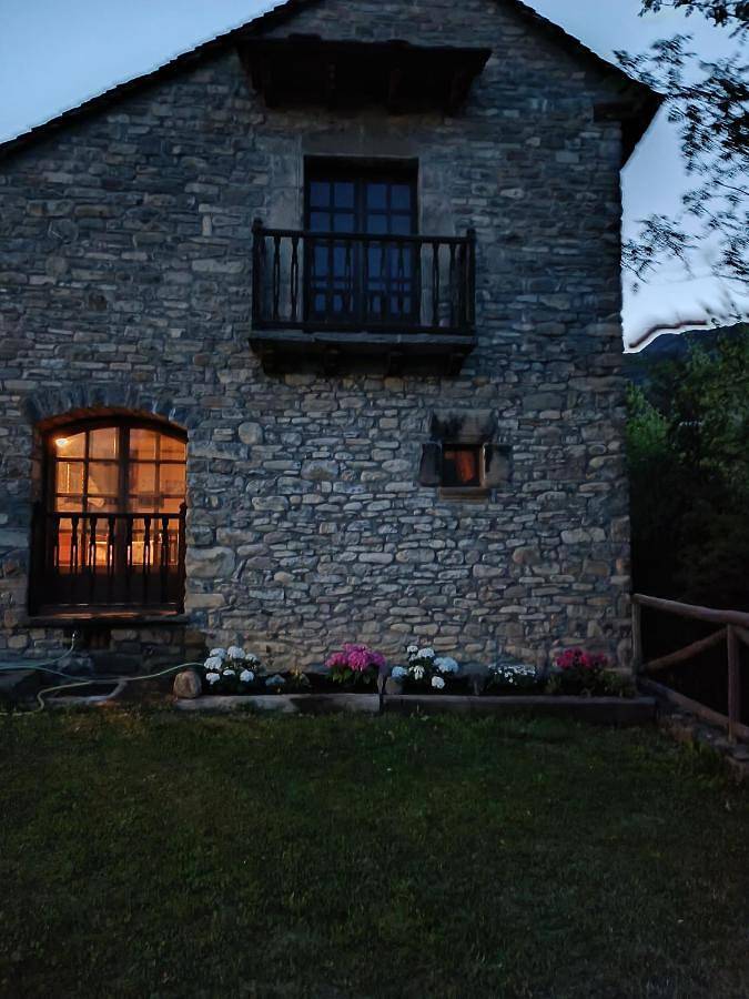 Casa rural para 8 personas, con vistas y jardín en Parque nacional de Ordesa y Monte Perdido - 4