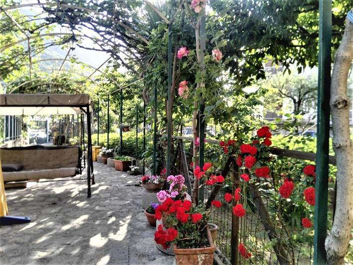 Appartamento per 4 persone, con Balcone e Giardino nonché Panorama a Pimonte