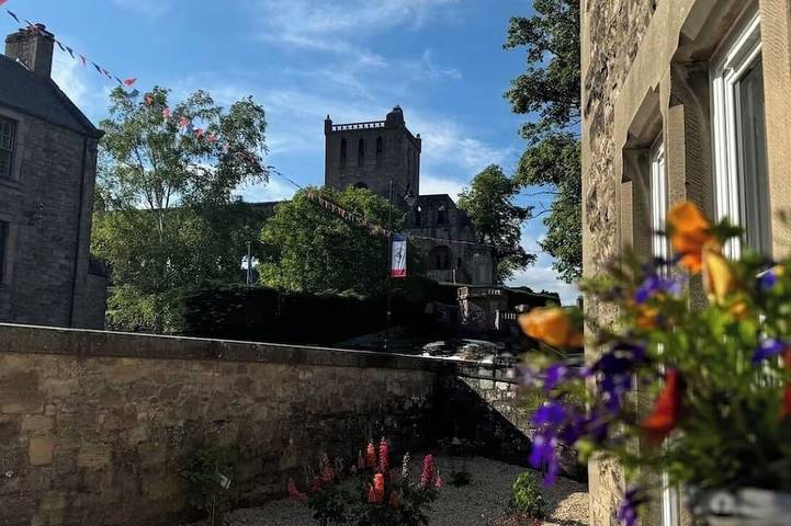 Ferienwohnung für 4 Personen, mit Garten und Terrasse