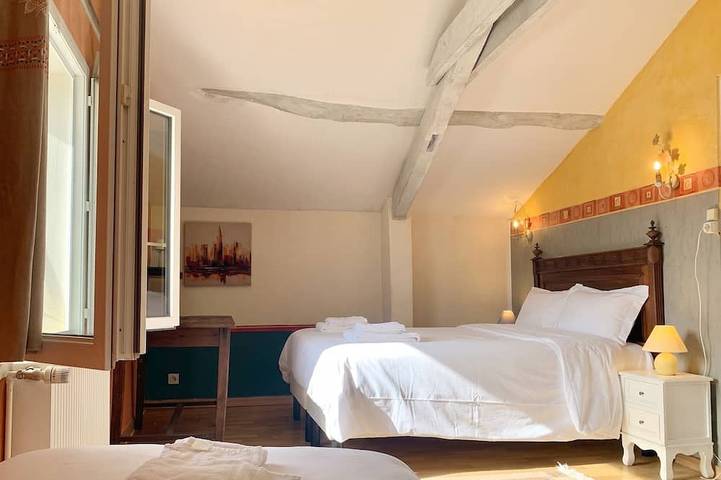 Location de vacances pour 5 personnes, avec jardin ainsi que piscine et balcon, animaux acceptés à Saint-Géry - 2