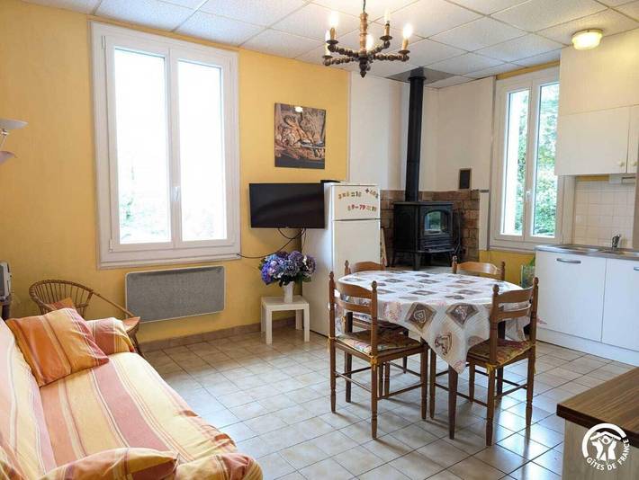 Gîte pour 4 personnes, avec jardin dans l' Hérault - 2