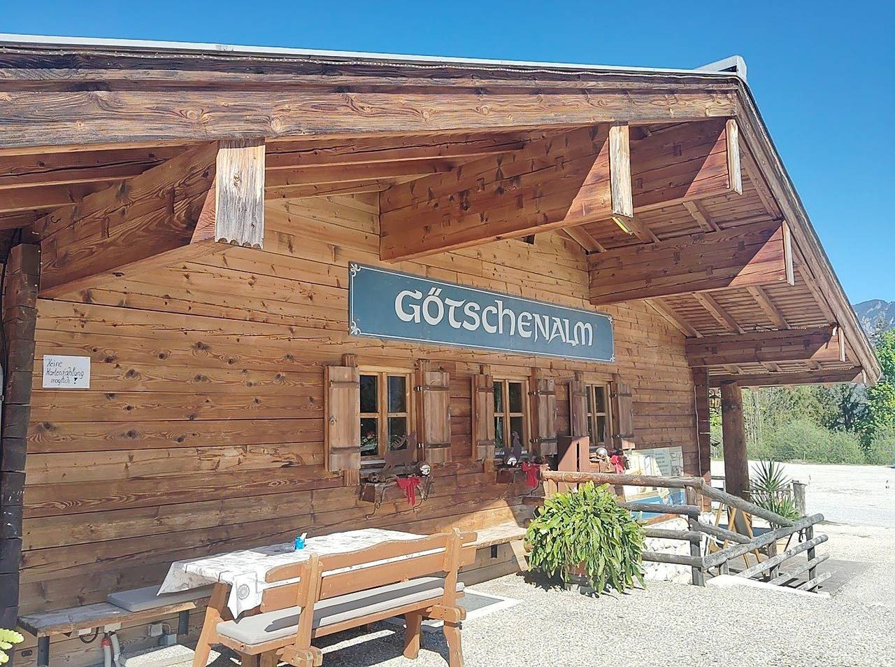 Alpengasthof Götschenalm - Doppelzimmer Nr. 2 oder 7 mit Dusche/Wc, Terrasse oder Balkon, Tv in Bischofswiesen, Berchtesgadener Alpen