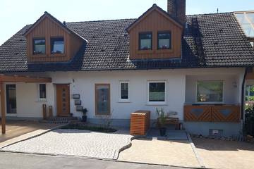 Ferienwohnung für 4 Personen, mit Balkon und Sauna in Litzendorf