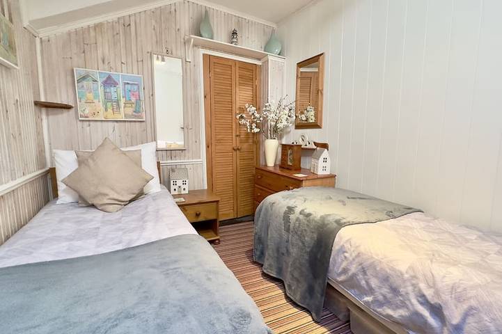 Quaint Fisherman's cottage in the heart of Padstow, wifi, pets welcome in Padstow, Cornouailles