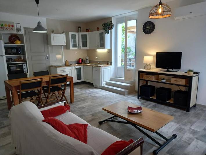 Location de vacances pour 4 personnes, avec terrasse à Montouliers - 3