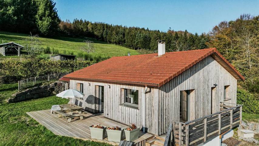 Chalet pour 6 personnes, avec vue et jardin, adapté aux familles