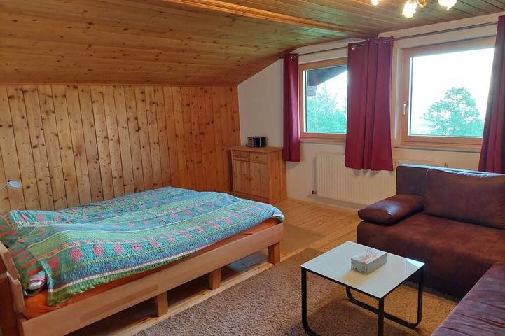 Ferienhaus für 6 Personen, mit Balkon und Garten sowie Pool am Traunsee - 3