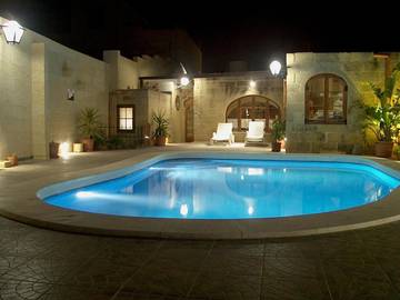 Maison de campagne pour 7 personnes, avec piscine et jardin dans Sannat