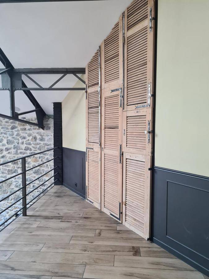 Grand loft avec Piscine aux Portes des Cévennes in Cendras, Parc national des Cévennes