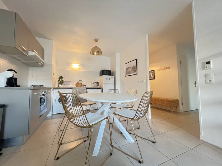 Ganze Wohnung, Zentral gelegenes Apartment in Arcachon, 3 Min zum Strand, 6 Schlafplätze, WLAN, Parkplatz in Arcachon, Arcachon und Umgebung
