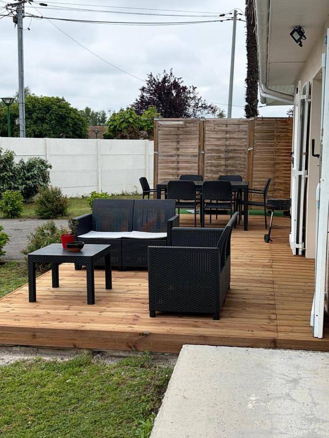 Location de vacances pour 6 personnes, avec piscine et jardin à Saint-Vincent-de-Tyrosse - 2