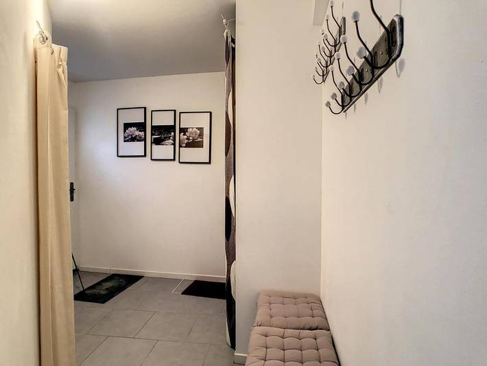 Location de vacances pour 8 personnes, avec jardin ainsi que piscine et terrasse, animaux acceptés à Salles-sur-Mer - 4