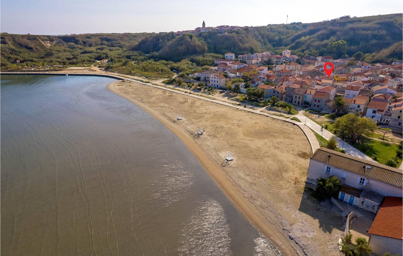 Charmante Ferienwohnung, 700 m vom Strand entfernt, mit WLAN und Klimaanlage in Lošinj, Susak