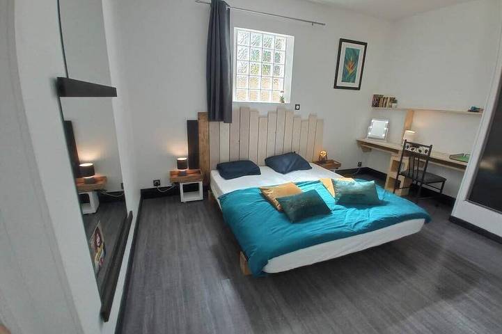Apartamento entero, 3 bedrooms and the Moon Terrace 103m2 of charm in Châlons-en-Champagne, Marne