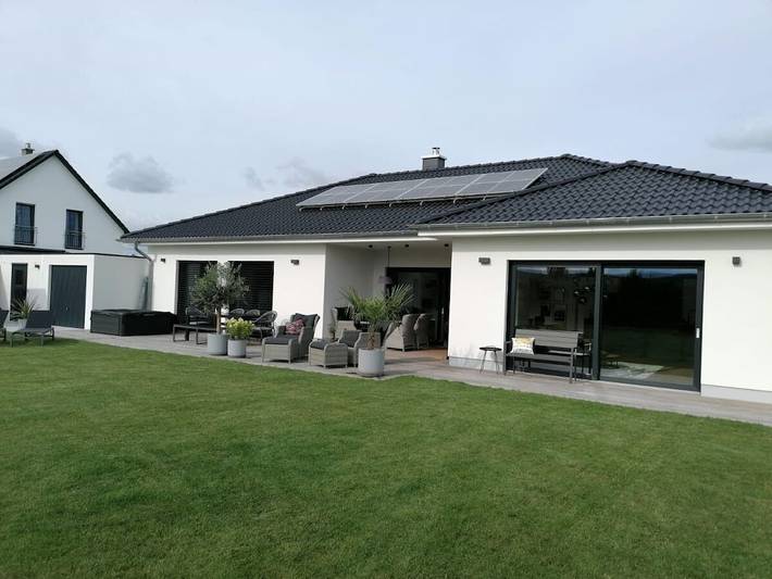 Ferienhaus für 4 Personen, mit Sauna und Terrasse, mit Haustier