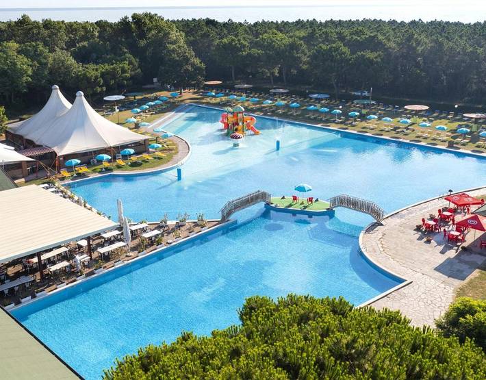 Casa vacanza per 6 persone, con Balcone e Terrazza nonché Giardino e Piscina a Casal Borsetti