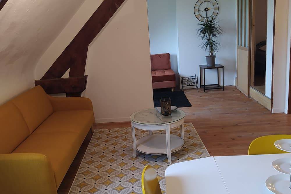 Entire apartment, Cocooning apartment in Lisieux, Lisieux region