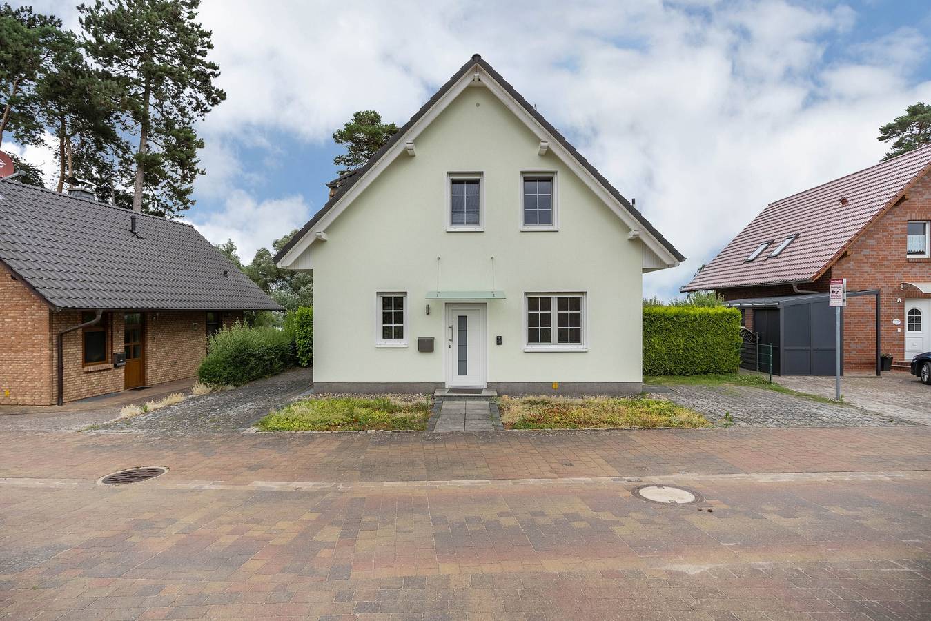 Ganze Wohnung, Apartment 'Haus 7 Eg' mit Seeblick, privater Terrasse und Wlan in Röbel, Müritz