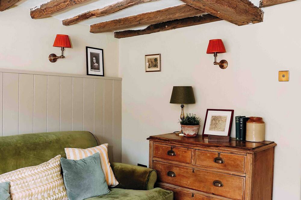 Character Main Street Cottage in Beautiful Town of Southwell in Sherwood Forest, Nottinghamshire