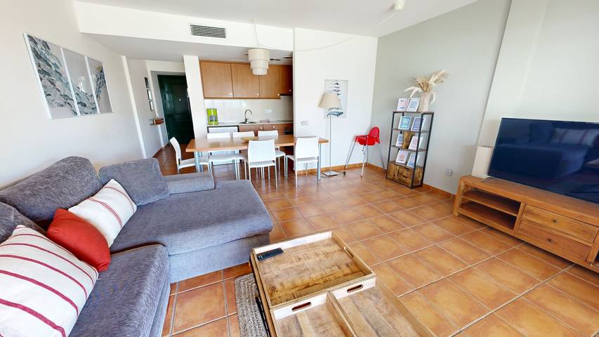 Location de vacances pour 8 personnes, avec jardin ainsi que balcon et bassin pour enfant, adapté aux familles à El Perelló - 4