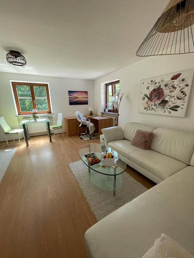 Ferienwohnung für 2 Personen, mit Terrasse und Garten