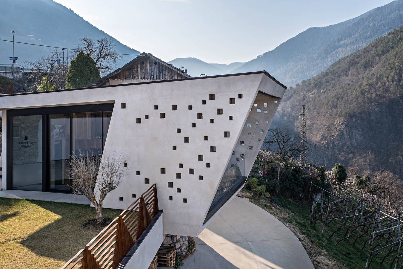 Appartamento intero, Appartamento "Gojer Kerner" con vista sulle montagne, giardino e Wi-Fi in Cornedo all'Isarco, Gruppo del Catinaccio - Latemar