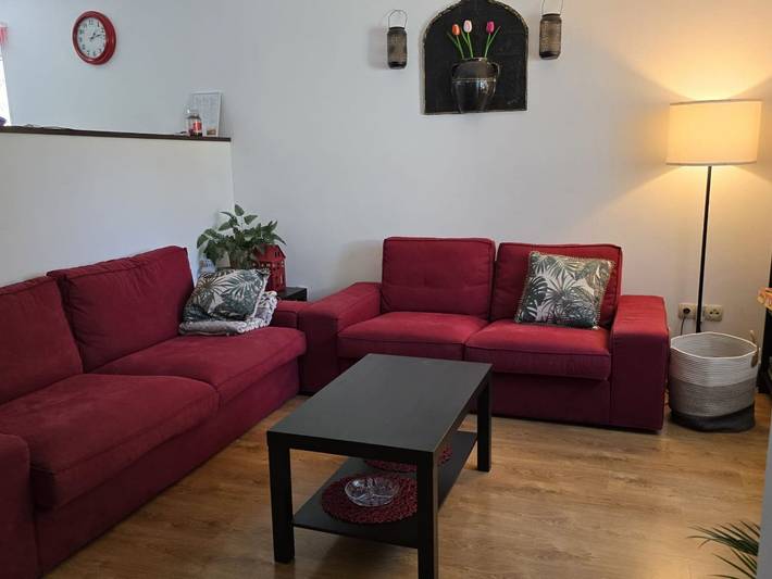 Διαμερίσματα διακοπών για 10 άτομα, με μπανιέρα υδρομασάζ και πισίνα καθώς και κήπο στο Ζάγκρεμπ