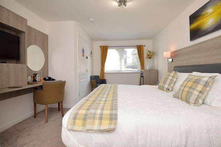 Fyne Rooms - Jura Superior King - Bed & Breakfast in Tighnabruaich, Argyll & Bute