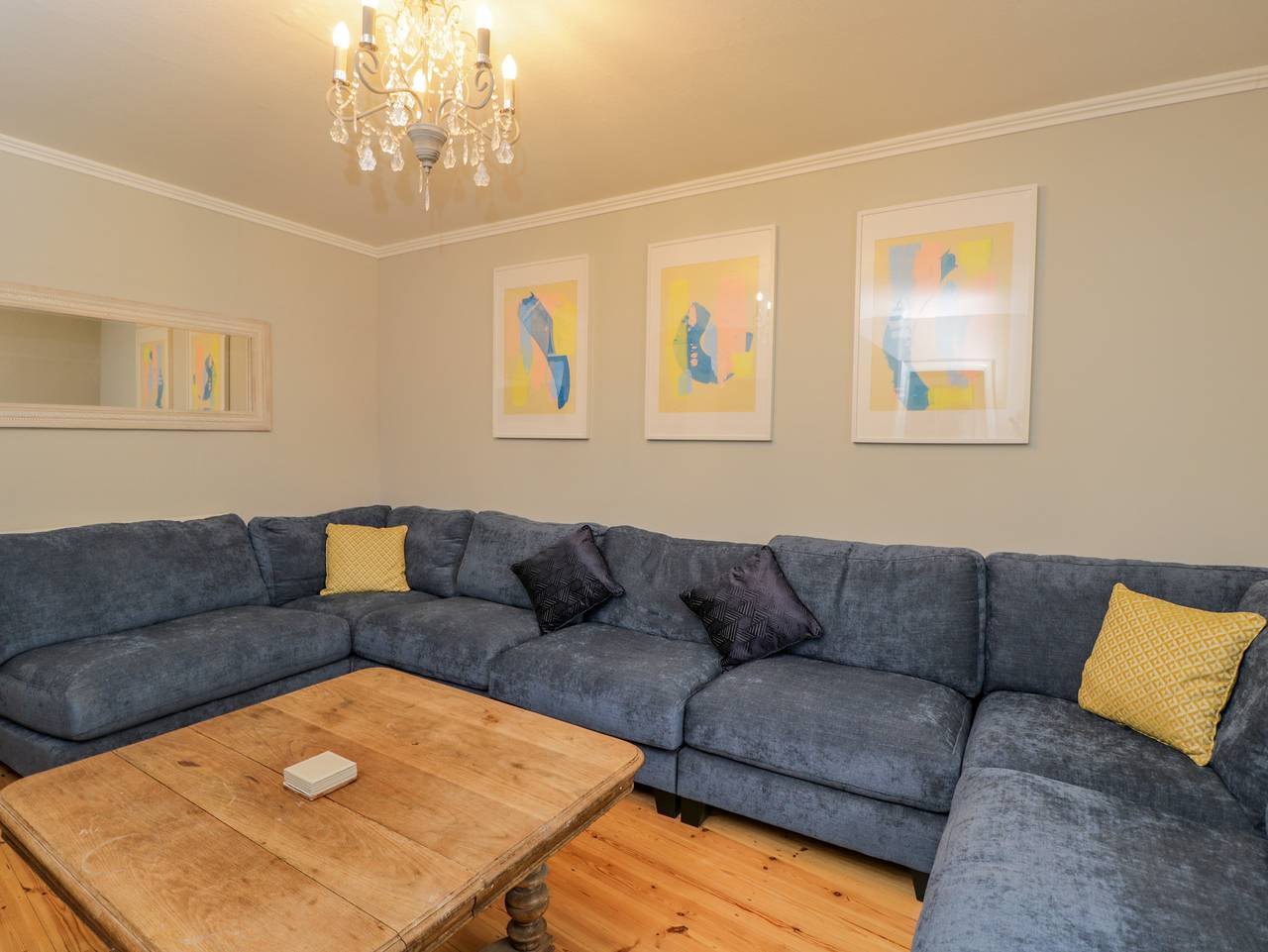 White Roses in Herefordshire