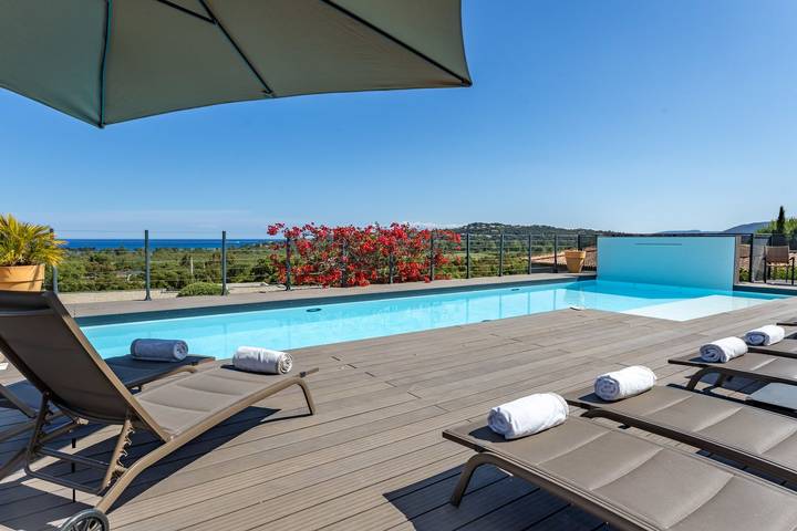 Location de vacances pour 10 personnes, avec jardin dans Plage De L Ovu Santu - 2