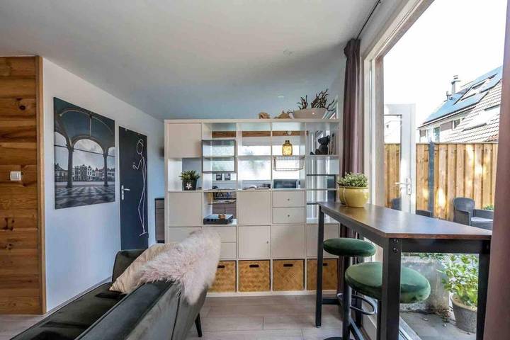 Vakantiehuis voor 2 personen, with Terras and Tuin as well as Sauna in Zierikzee