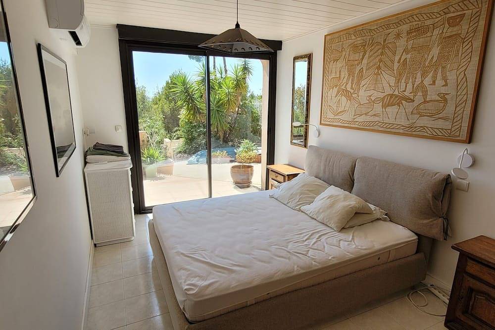 Entire apartment, Appartement de Charme sur Côte Bleue in Sausset-les-Pins, Istres region