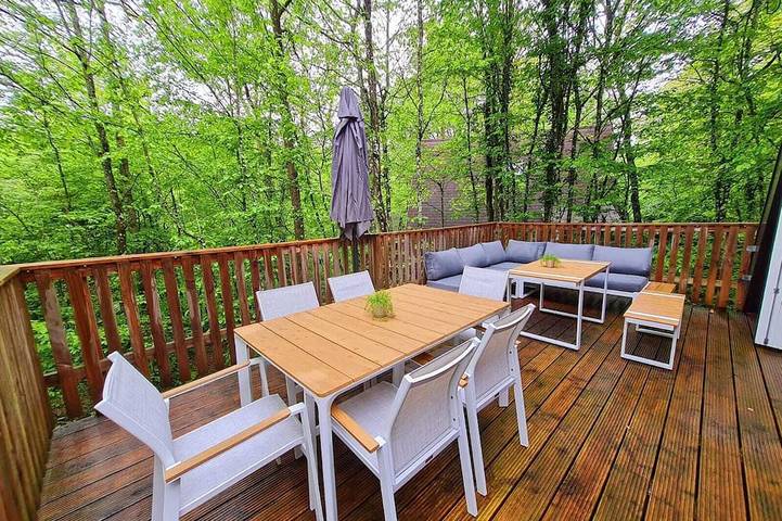 Chalet voor 5 personen, met zwembad en balkon in Durbuy