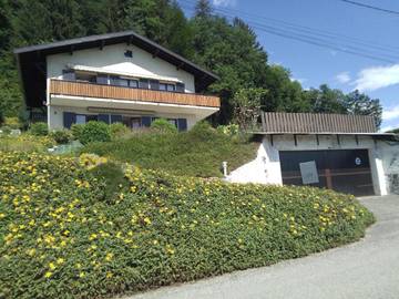 Gîte pour 2 personnes, avec vue et jardin à Villaz