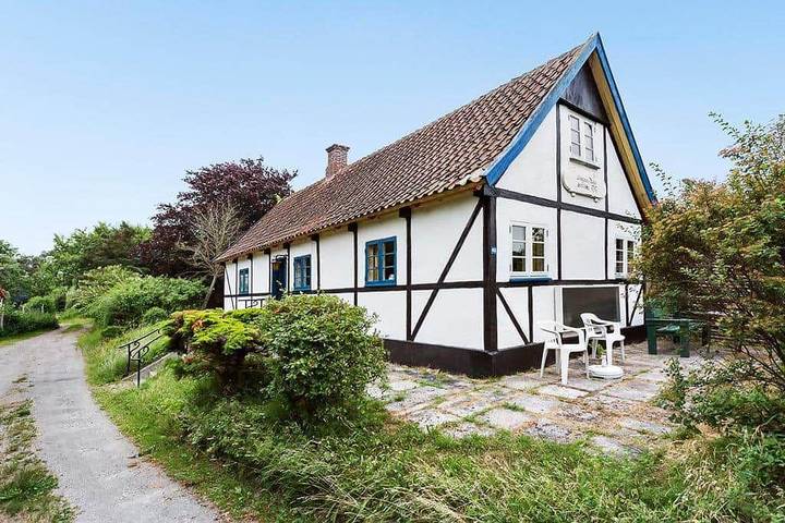 Ferieudlejning for 6 personer, med terrasse i Hundested