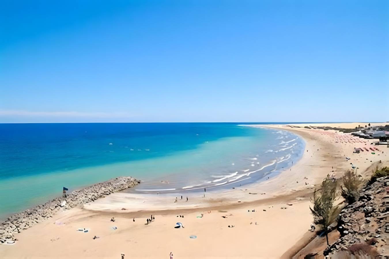 Entire apartment, Vacation Apartment 'Rayito De Sol 2' with Shared Pool, Wi-Fi and Air Conditioning in Maspalomas, San Bartolomé de Tirajana